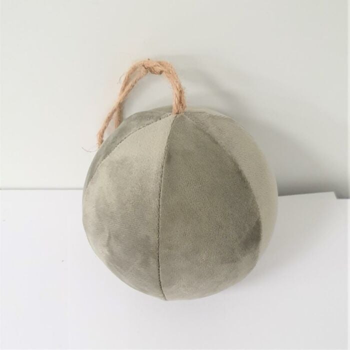 Hanger bal stof 12cm velours grijs