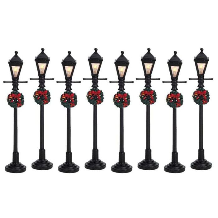 Lemax Gas Lantern Street Lamp, set van 8, B/O (4.5V) Lemax Gas Lantern Street Lamp, set van 8, B/O (4.5V)