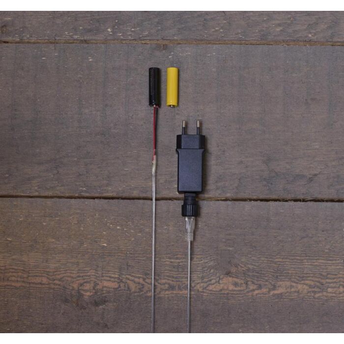 2xAA trafo 3.2V met 4 meter aanloopsnoer - Anna’s Collection 2xAA trafo 3.2V met 4 meter aanloopsnoer - Anna’s Collection