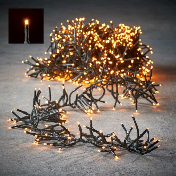 Cluster warm wit 768LED 8 function controller en timer 560 cm - Luca Lighting Cluster warm wit 768LED 8 function controller en timer 560 cm - Luca Lighting